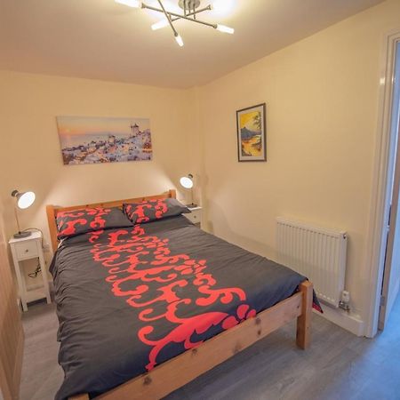 Modern Apartment In Town Centre Skipton Exterior photo